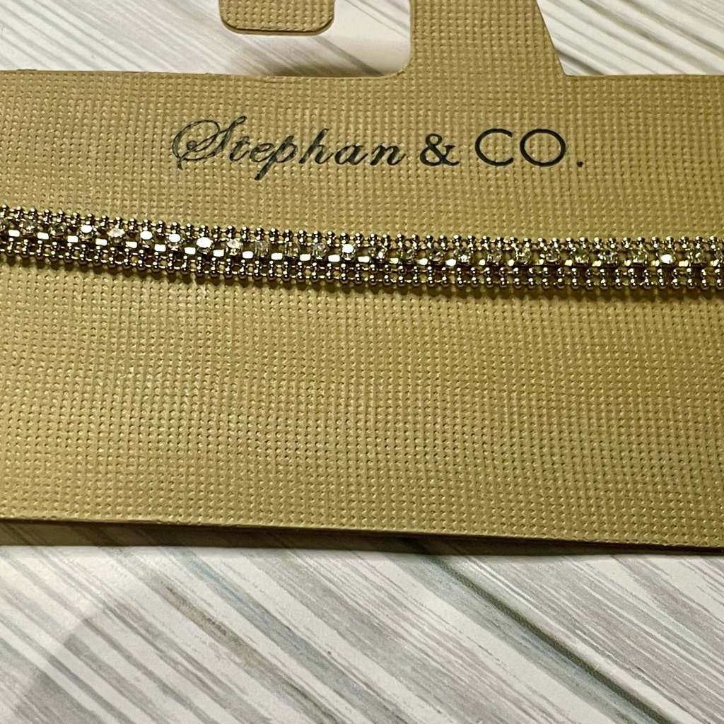Stephan Co Gold Rhinestone Choker Silver Tone 15$